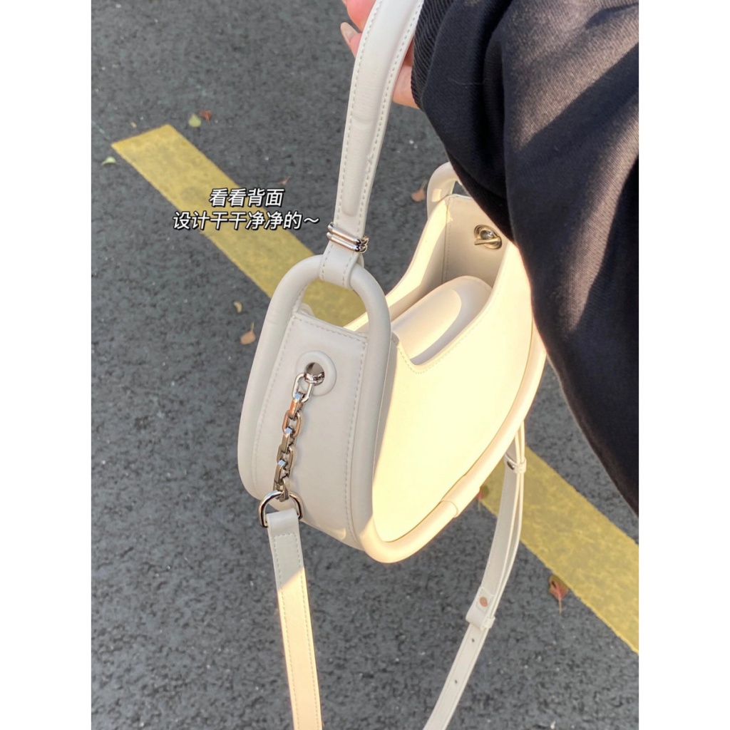 Túi xách màu trắng túi thời trang nữ phù hợp với thiết kế ngách nhỏ phong cách nước hoa Túi Messenger túi yên xe may xu hướng ngọt ngào