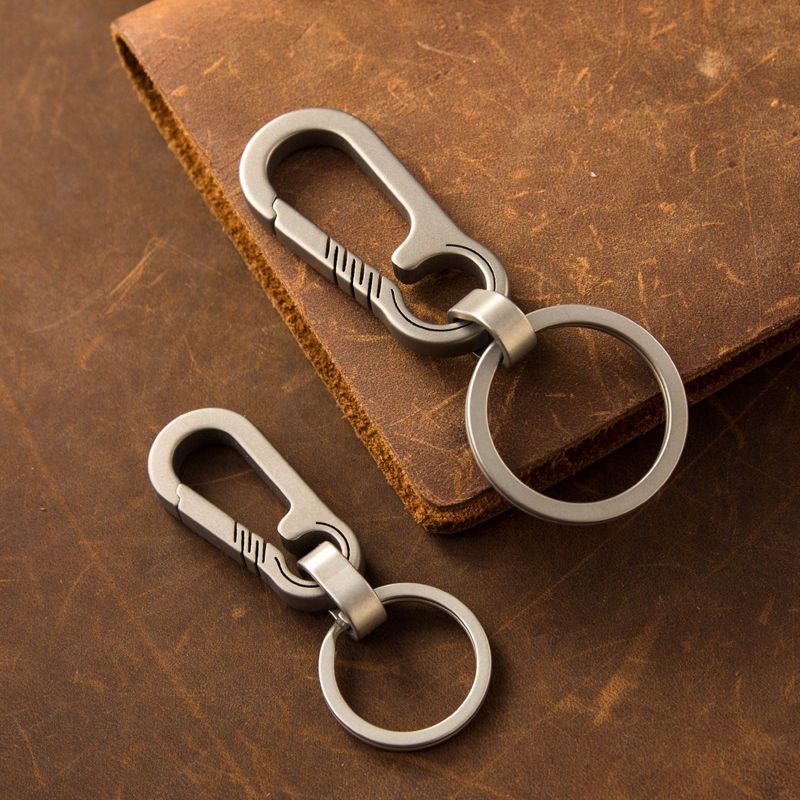 Móc Chìa Khóa Bằng Hợp Kim Titan Đơn Giản Sáng Tạo Cho Nam