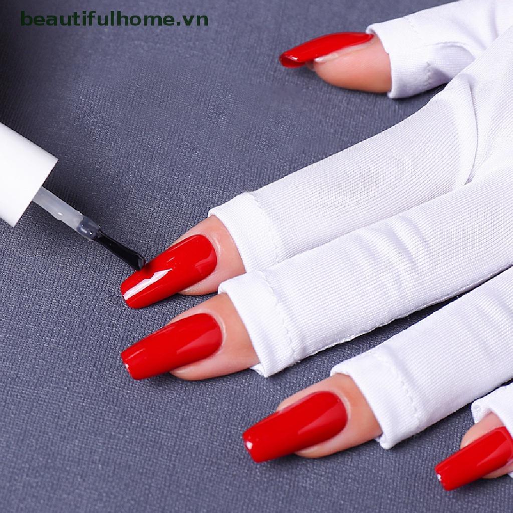 Găng Tay Bảo Vệ Chống Tia UV Khi Làm Móng