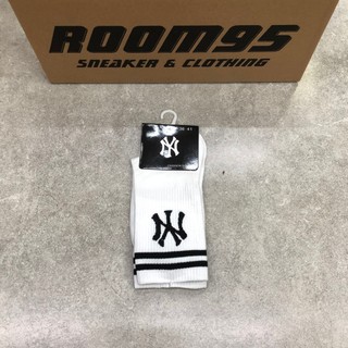 Tất mlb cao cổ ny trắng
