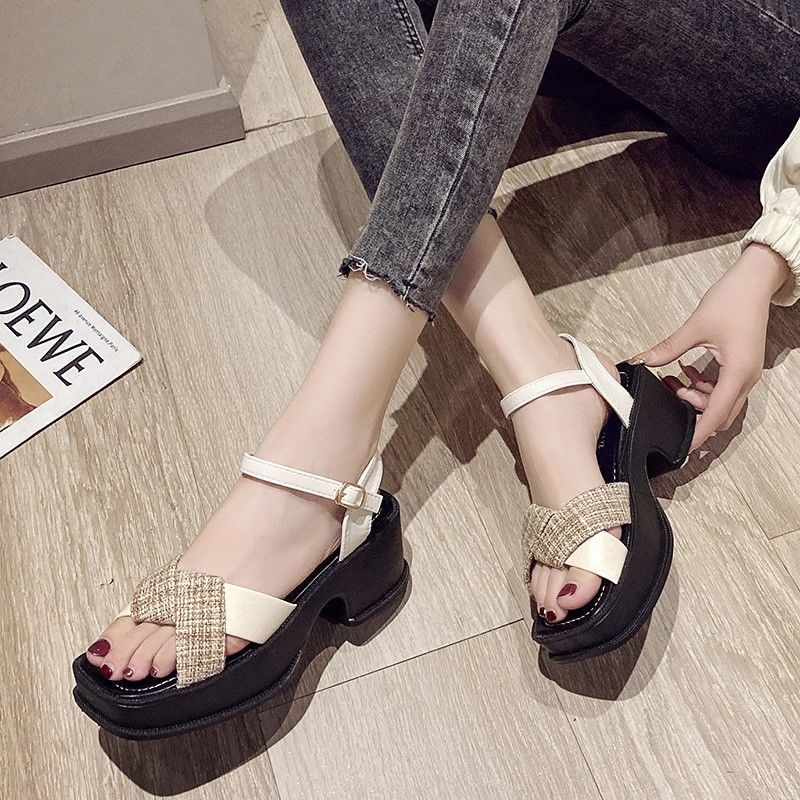 Giày Sandal Đế Dày Mềm Mại Thời Trang Mùa Hè Cho Nữ