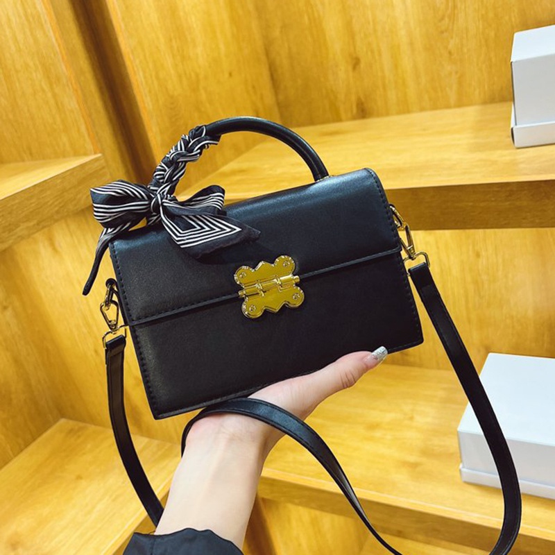 Túi Đeo Chéo Hình Vuông Nhỏ Nhắn Có Khóa Thời Trang Cho Nữ