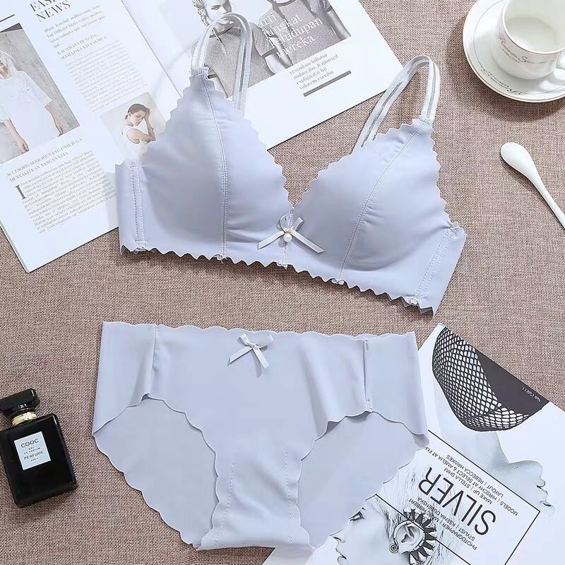 Bộ Đồ Lót Nâng Ngực Không Dây Điều Chỉnh Được Thiết Kế Quyến Rũ Dành Cho Nữ Sinh