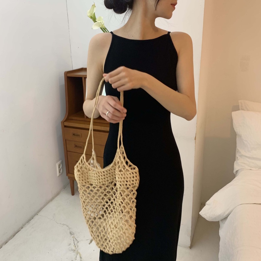 Áo Dệt Kim Hai Dây Dáng Ôm Dài Qua Gối Màu Sắc Đơn Giản Phong Cách Hàn Quốc Cổ Điển Thời Trang Mùa Xuân Dành Cho Nữ