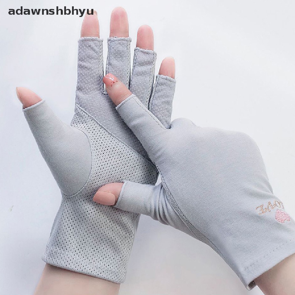 1 Đôi Găng Tay Chống Tia UV Không Ngón Tiện Dụng Khi Làm Móng