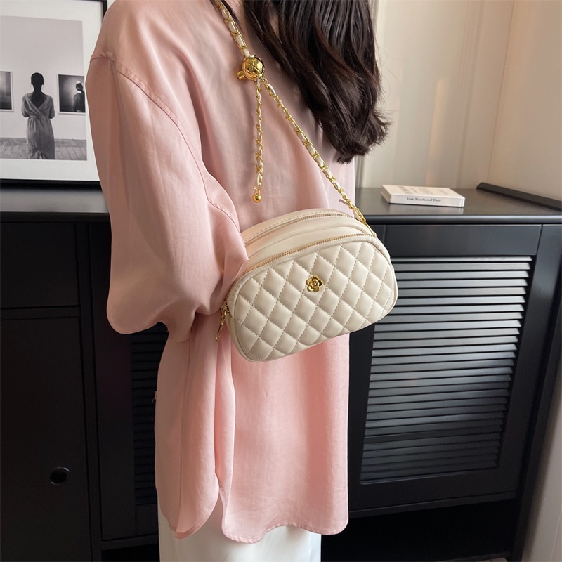 Túi Đeo Vai Màu Trắng Thiết Kế Đơn Giản Phong Cách niche Dễ Phối Đồ Cho Nữ