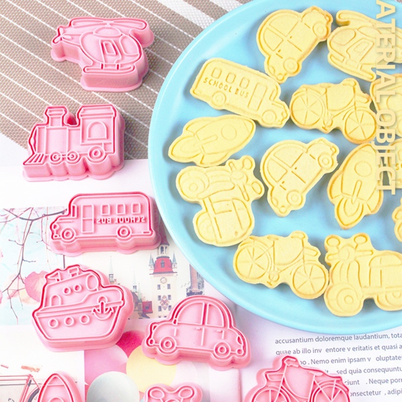 Bộ 8 Khuôn Cắt Bánh Quy Hình Phương Tiện Giao Thông