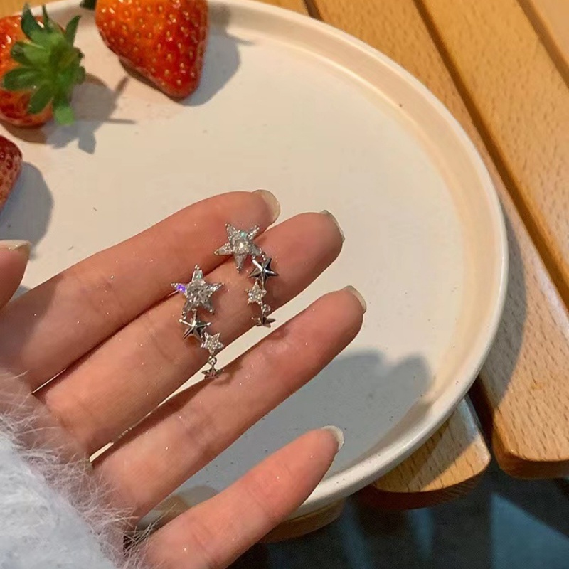 Zircon Star Earrings for Female Minority Design High Grade Earrings 2023 New Temperament Short Tassel Earrings