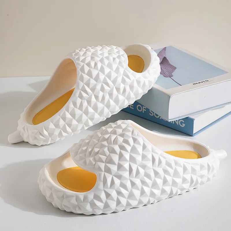 Dép Đi Trong Nhà Đế Dày Chống Trượt Hình Trái Sầu Riêng Có Thể Mang Ra Ngoài