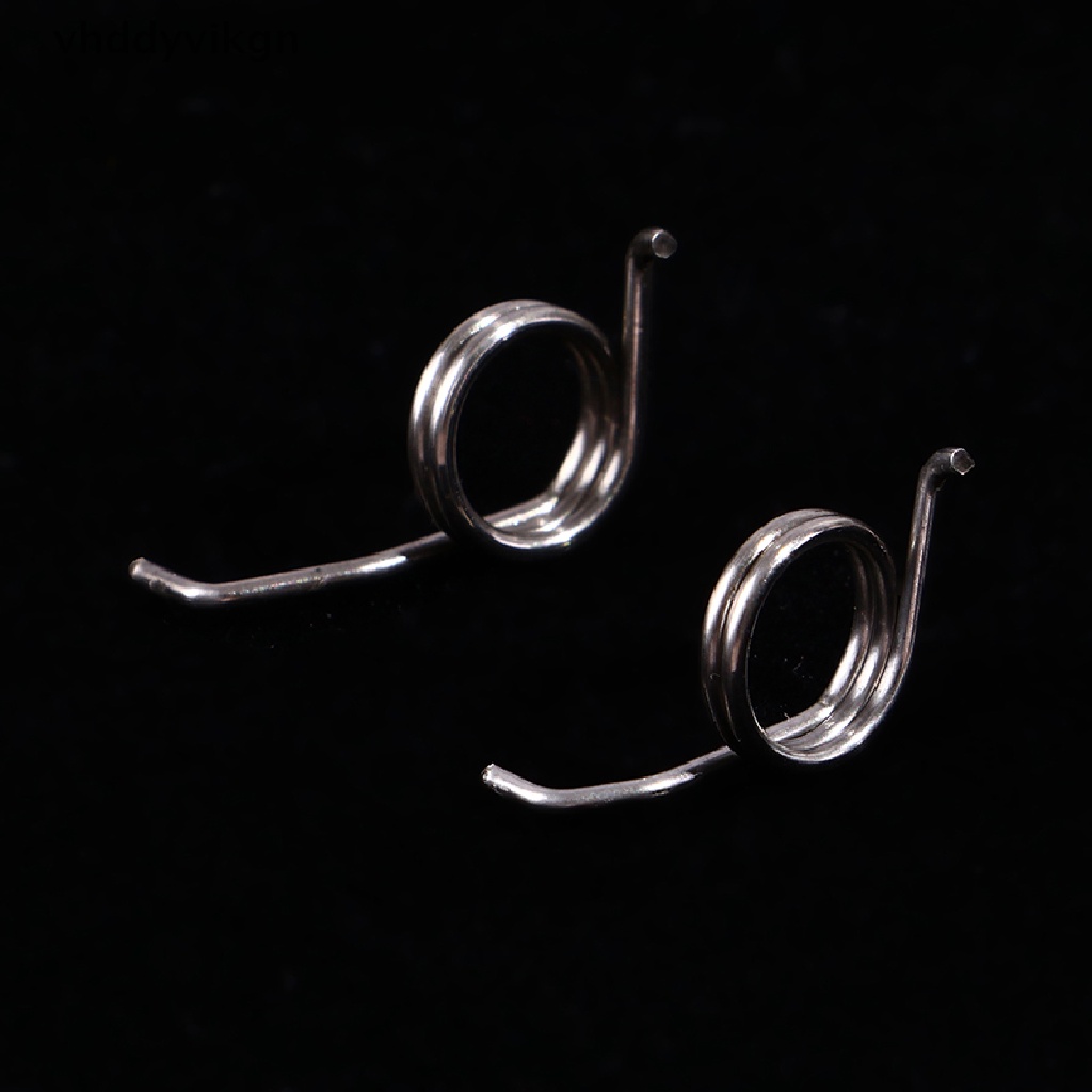 Máy Câu Cá Daiwa Lò Xo 1000-2000 / 2500-6000 Chuyên Nghiệp