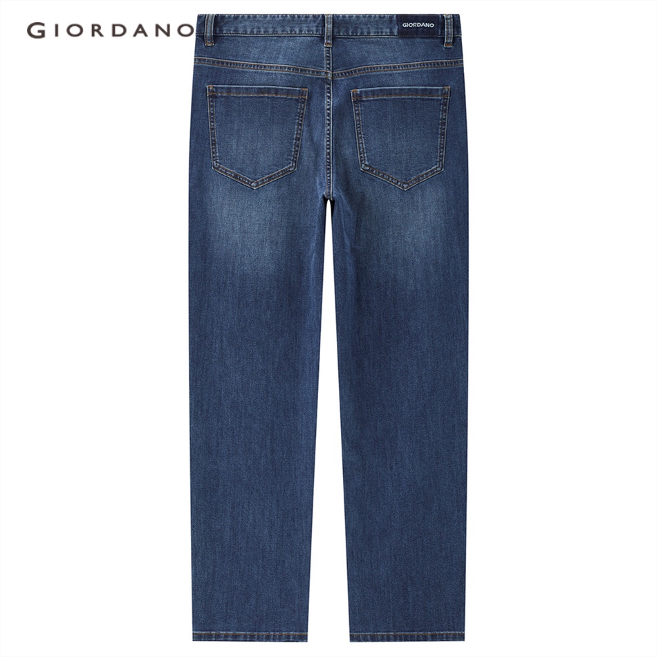 Quần jean denim GIORDANO 18113905 với công nghệ wash đá thiết kế năm túi lưng vừa cho nam