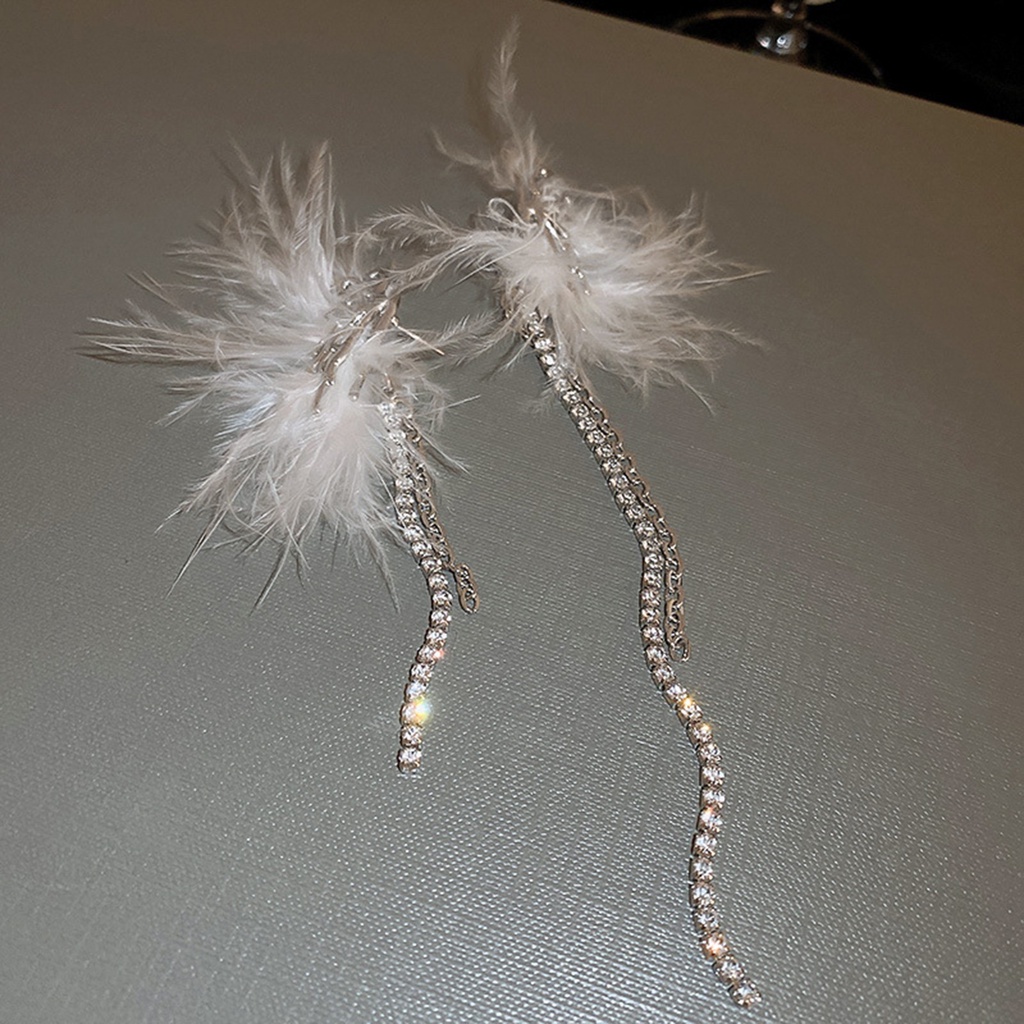 1 Đôi Bông Tai Hình Bươm Bướm Đính Lông Vũ Phong Cách Thanh Lịch Dành Cho Nữ [Fairy4]