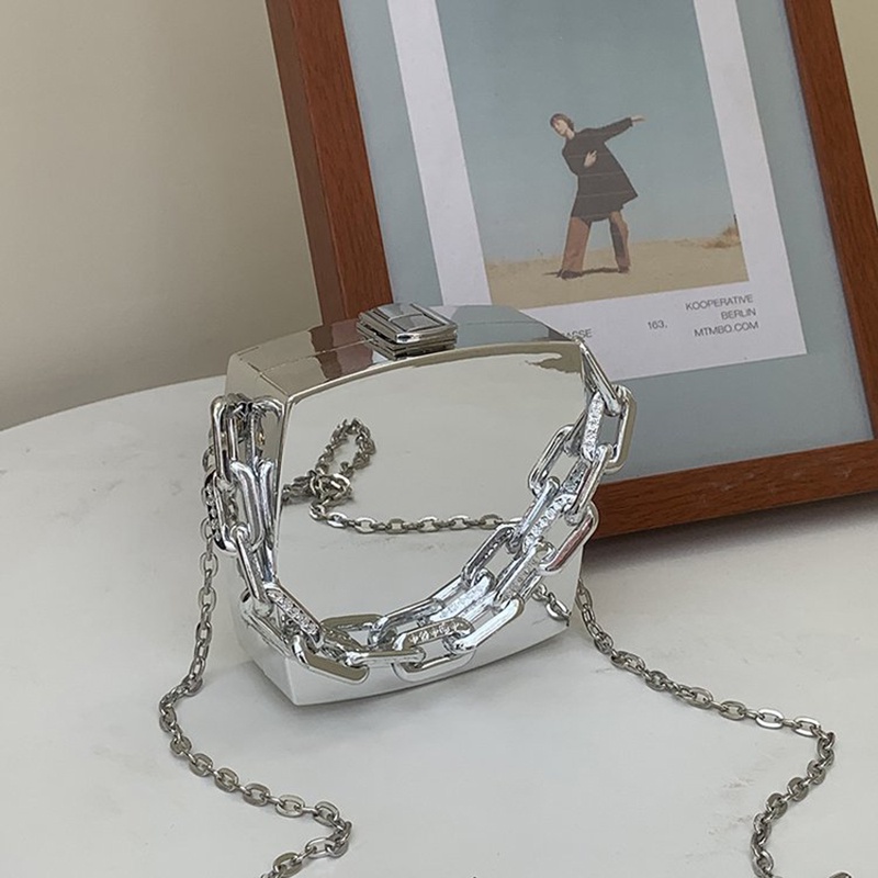 Túi Hộp Đeo Vai Dây Xích Vàng Thời Trang IELGY Cho Nữ