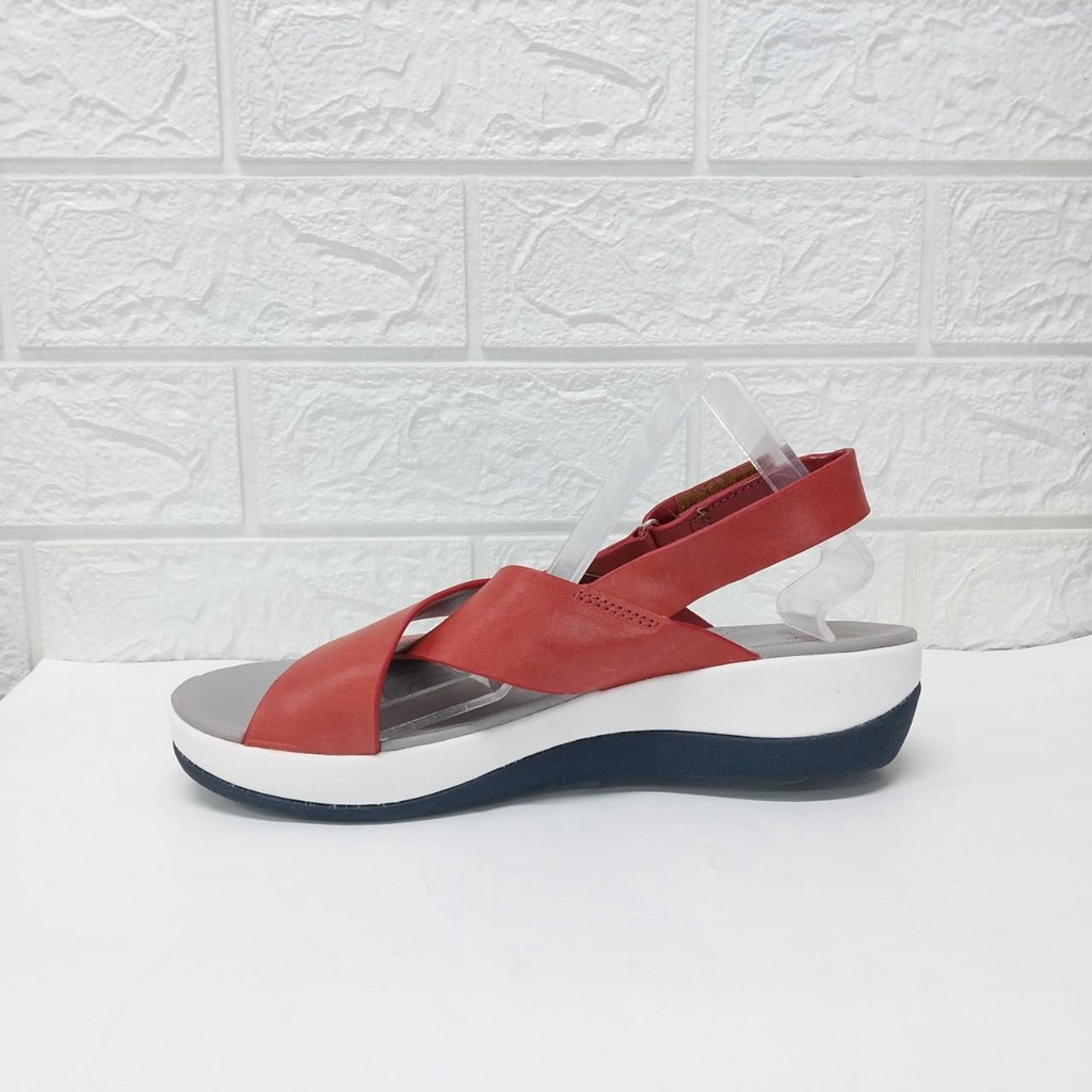 Sandal Clarks quai chéo da 2cm