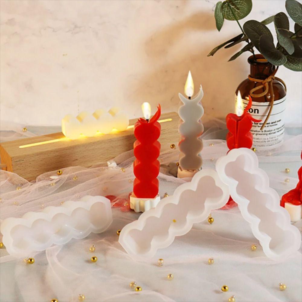 Khuôn Làm Nến Hình Trái Tim 3D Trang Trí Nhà Cửa DIY