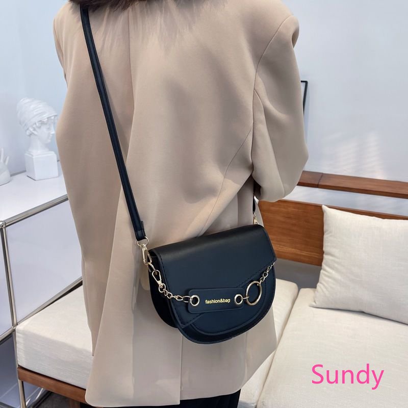 Túi Xách Đeo Chéo Phối Dây Xích Thời Trang Mùa Xuân Dành Cho Nữ