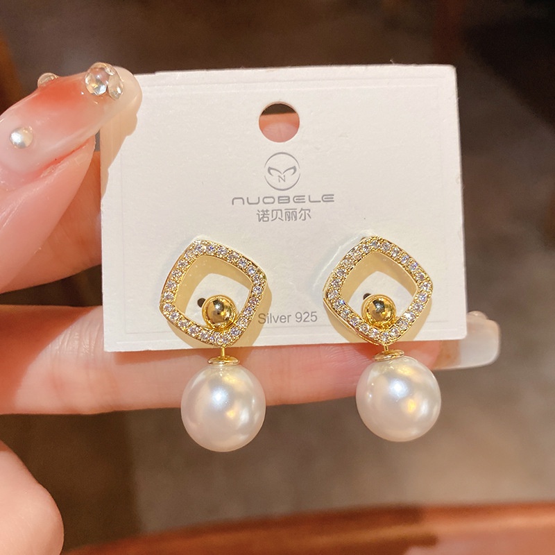 Bông Tai Mạ Bạc Đính Ngọc Trai Hình Vuông Thời Trang