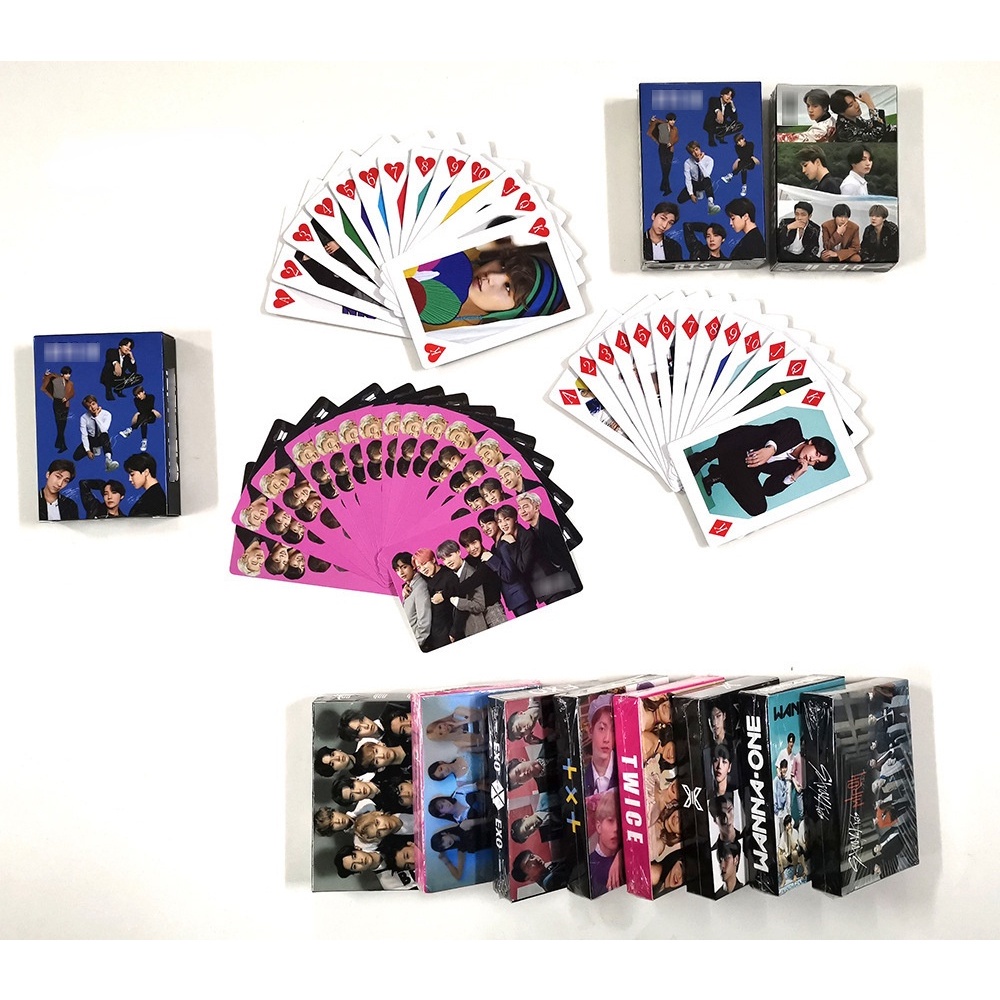 Hộp 54 tấm thẻ bài in hình nhân vật trong Demon Slayer