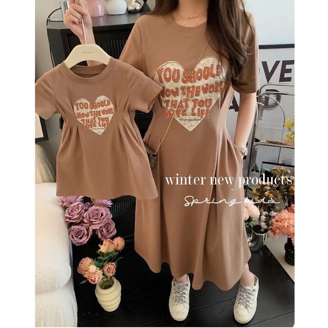 Đầm cotton Tay Ngắn In Chữ Tiếng Anh Thời Trang Mùa Hè Cho Mẹ Và Bé Gái size 90-140