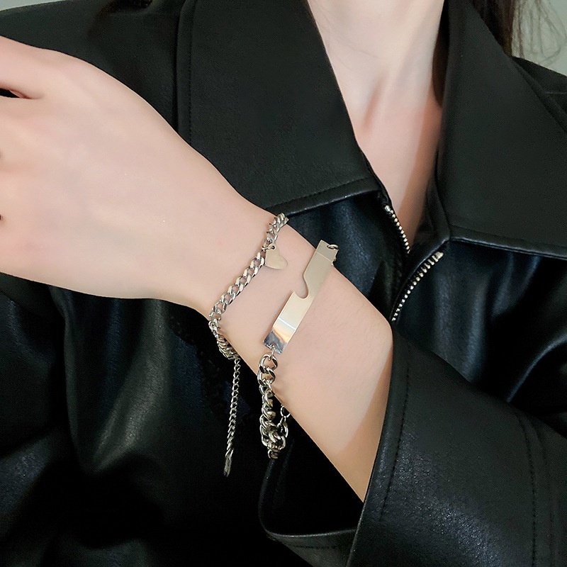 Vòng Tay Thép Titan Hình Trái Tim Đơn Giản Thời Trang Cá Tính