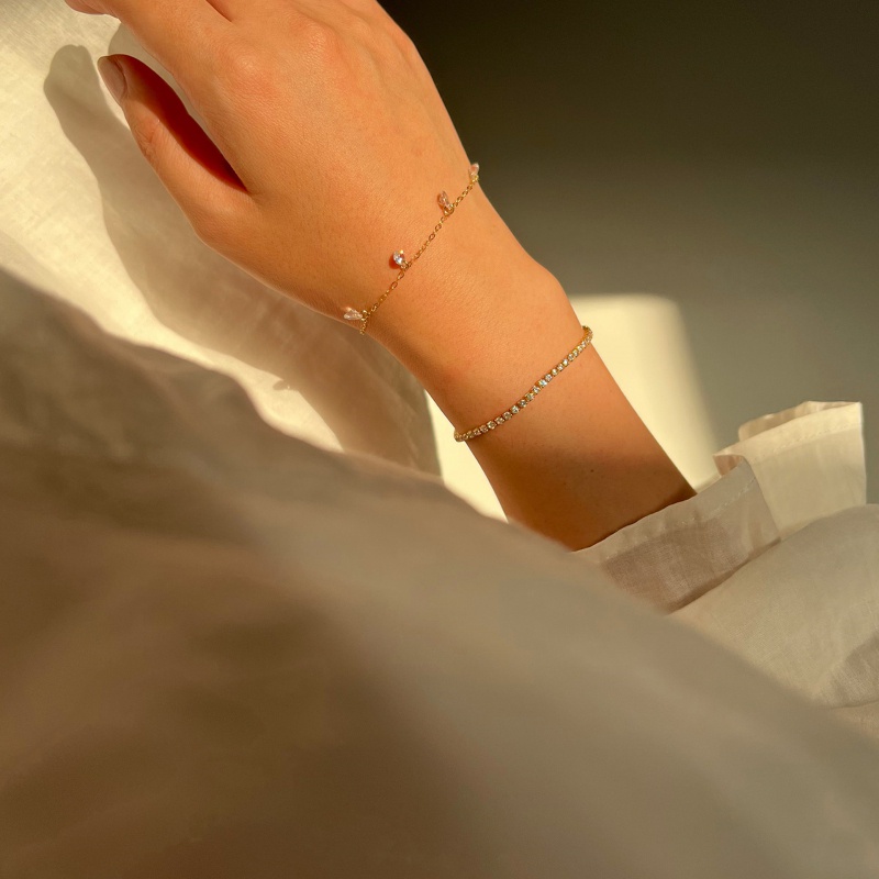 Vòng Tay Đính Đá Zircon Cao Cấp Thời Trang Dành Cho Nữ