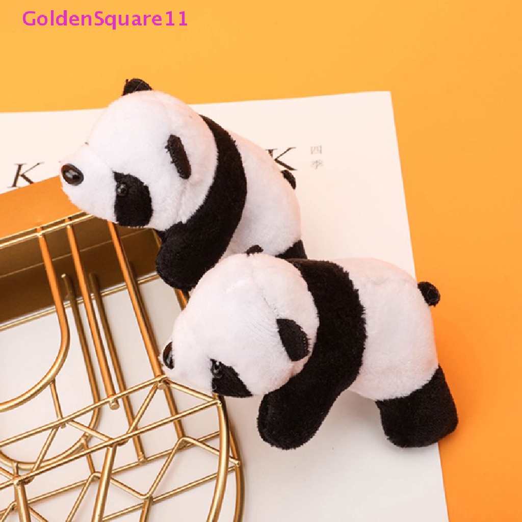 DescriptionStyle: CartoonColor:As PictureMaterial: PlushShape/Pattern: PandaPackage Include: 1 pc broochesNote: Các sản phẩm có chất liệu vàng, kim cương, đá quý trong shop đều là xi mạ/ nhân tạo.