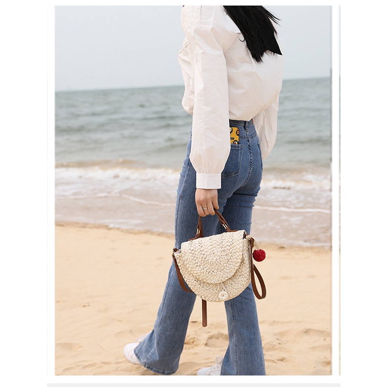 Túi cói Vai Đan Lát Đính Bóng Lông Dễ Thương Cho Nữ