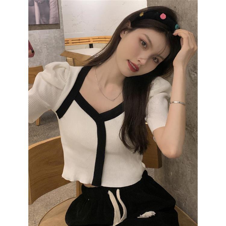 áo len croptop dệt kim tay dài nữ Đen v cổ áo ngắn tay áo nữ mùa hè 2023 thiết kế mới cảm giác ít quần short độc đáo sang trọng hàng đầu