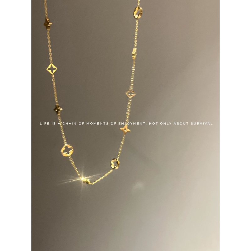 Vòng cổ Titan Mạ VàNg 18K HìNh Ngôi Sao Xinh XắN