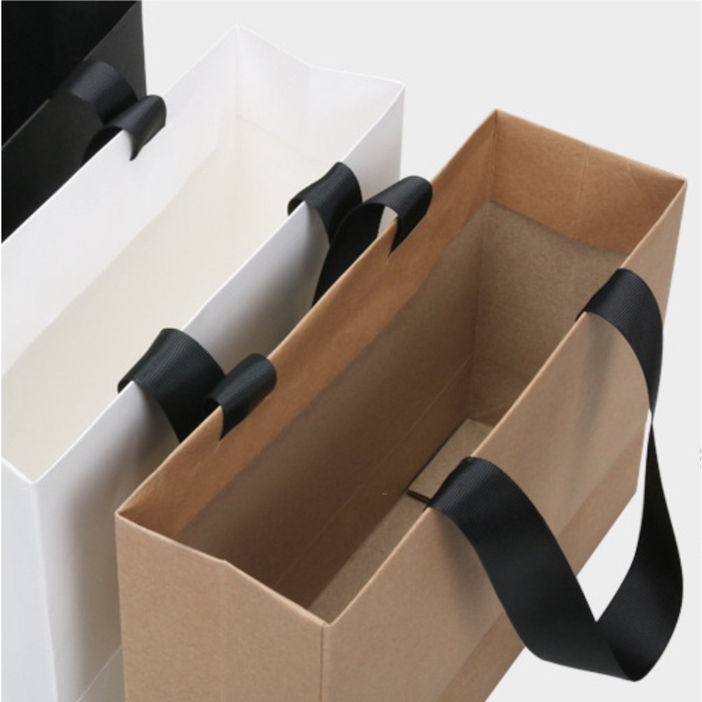 Túi giấy quai vải dán ẩn