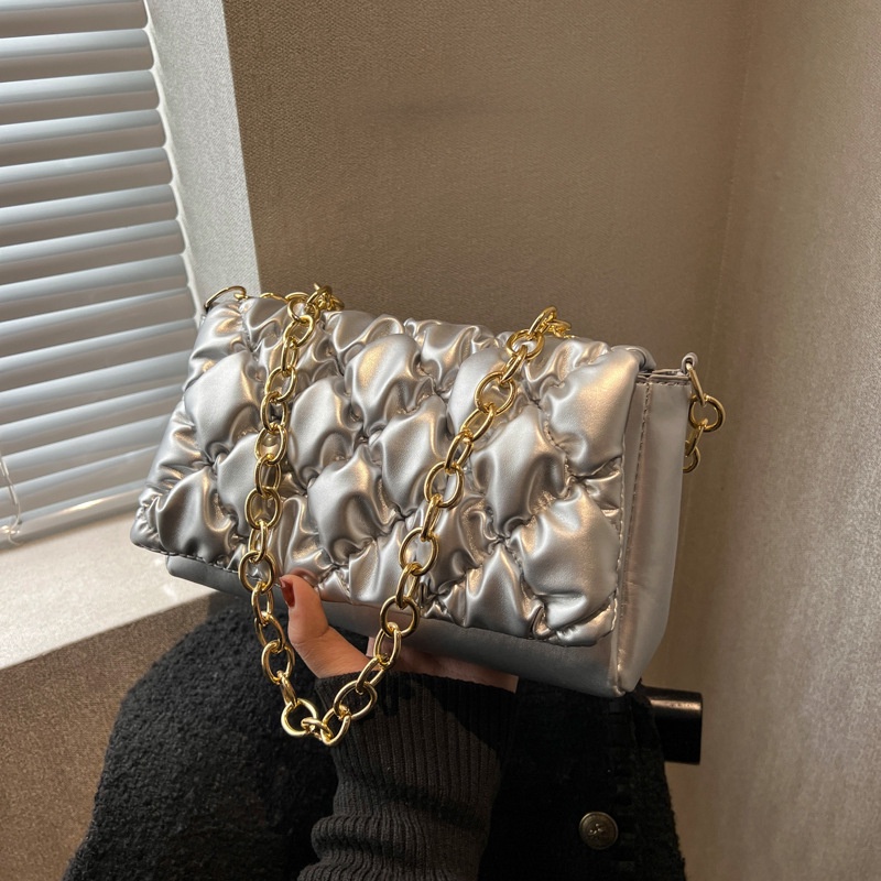 Túi Xách Đeo Vai Xếp Ly Thêu Dây Xích Thời Trang Hàn Quốc 2023 Cho Nữ