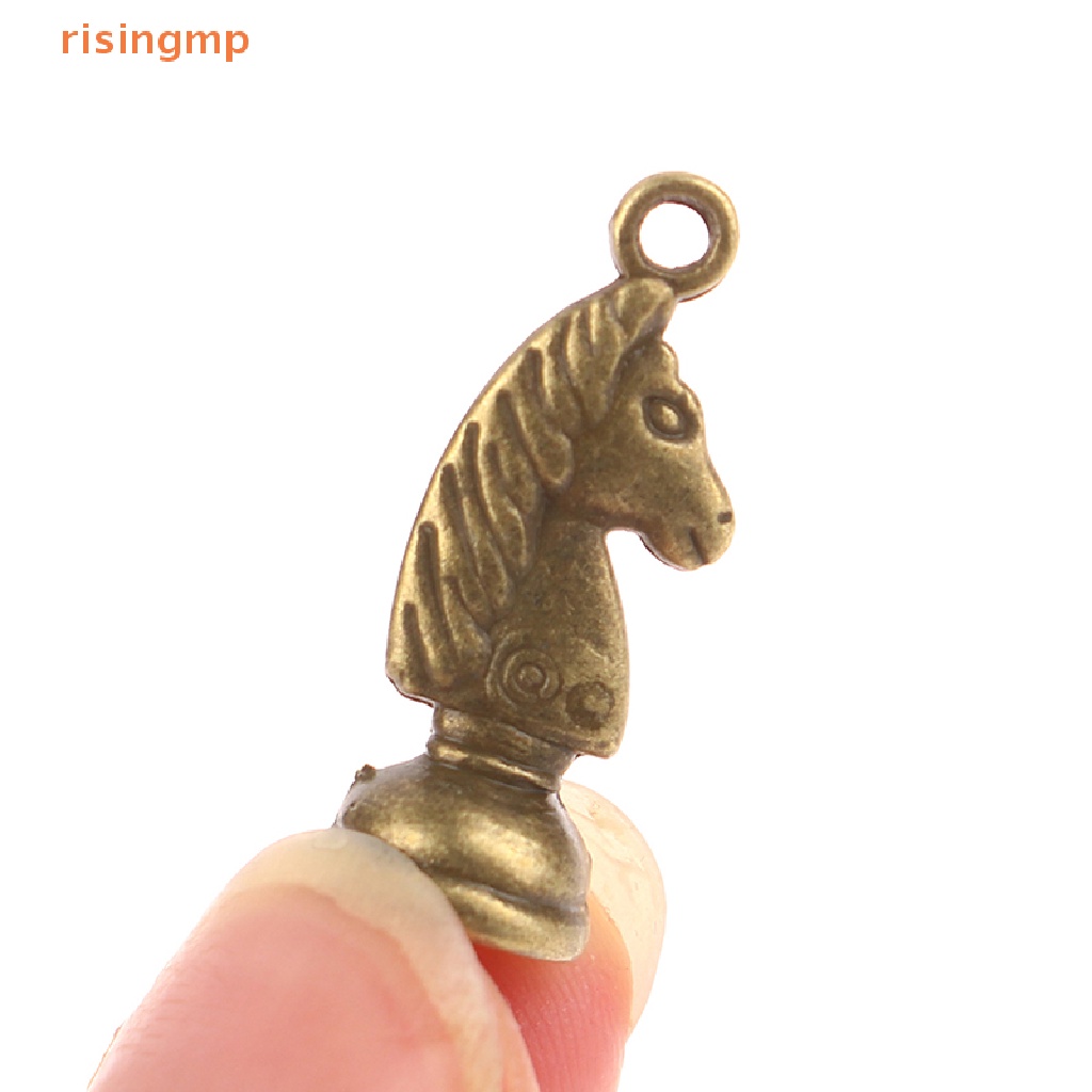 Set 6 Mặt Dây Chuyền Hình Cờ Vua Ch Độc Đáo