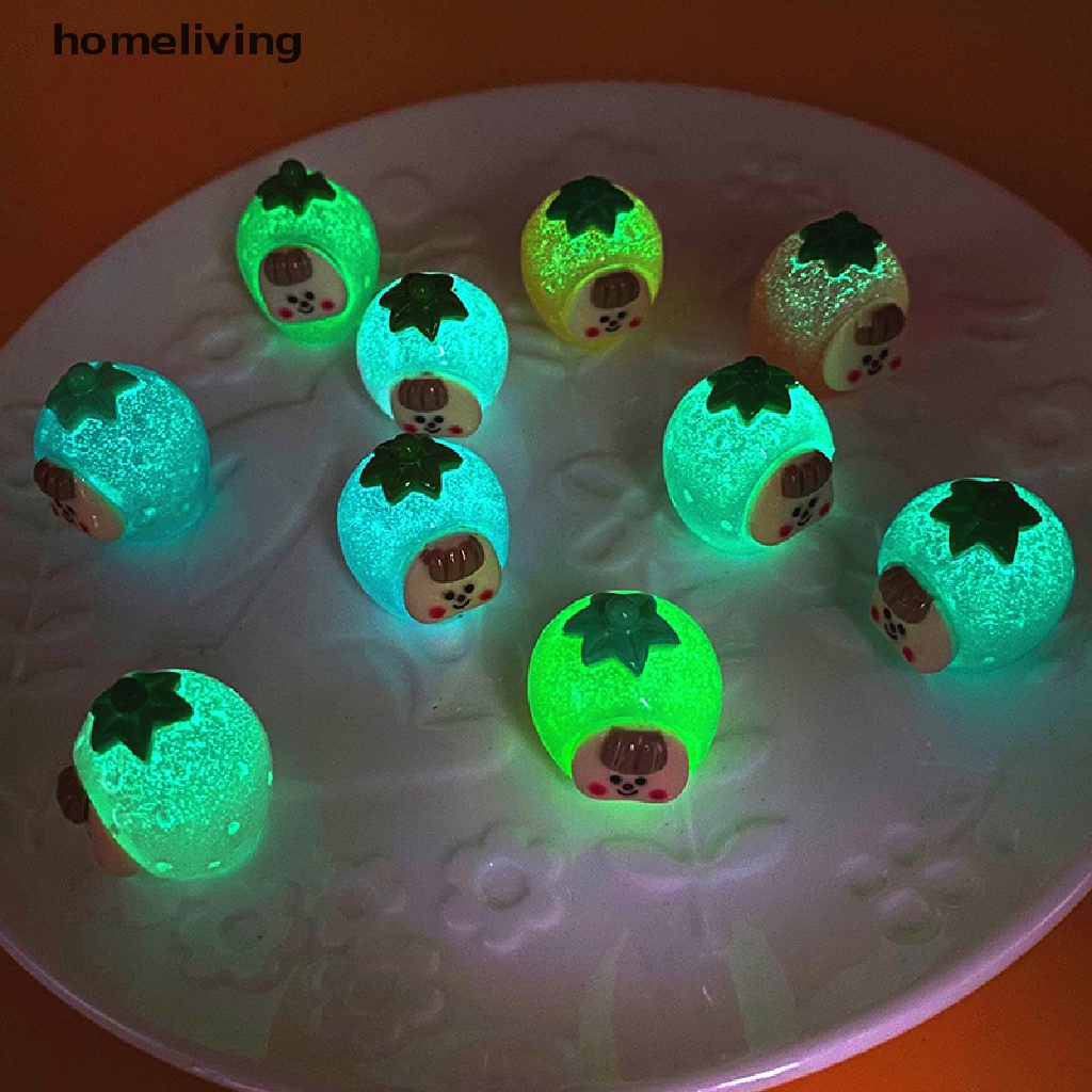 Bộ 2 Đồ trang trí Trái Dâu Hoạt Hình Phát Sáng Dùng Trang Trí Tiểu Cảnh