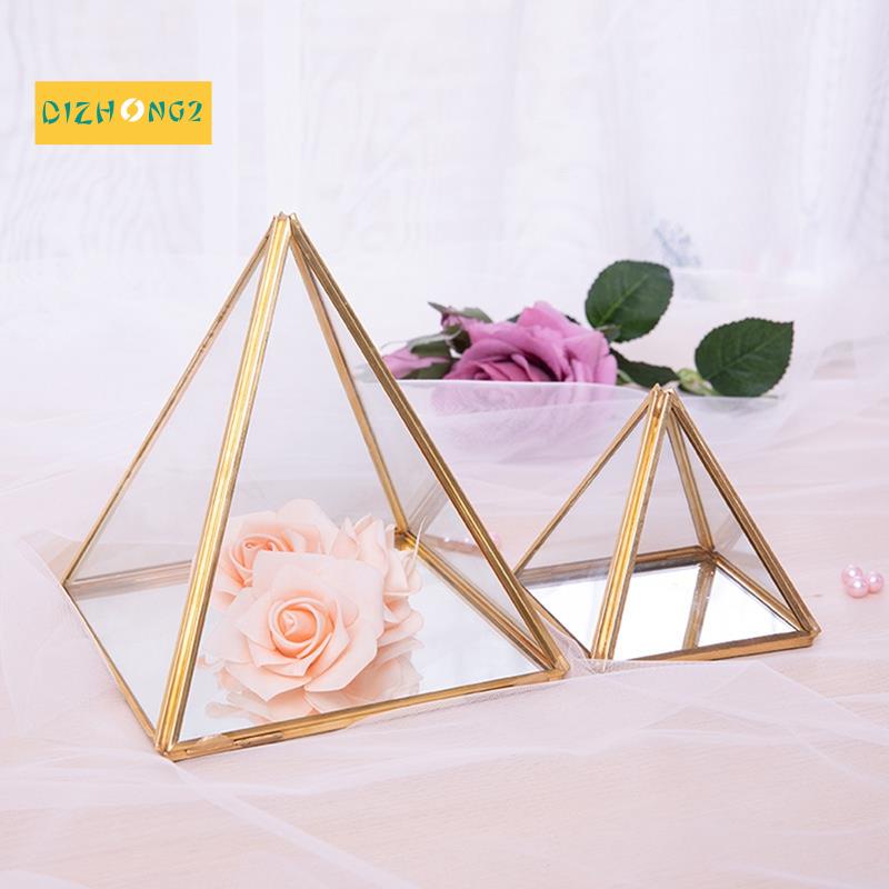 Hộp Kính Đựng Trang Sức Hình Kim Tự Tháp Màu Vàng