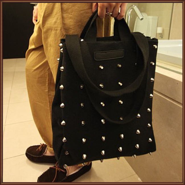 Túi Xách Đeo Vai Vải Bạt Phối Đinh Tán Thời Trang Nữ Cá Tính