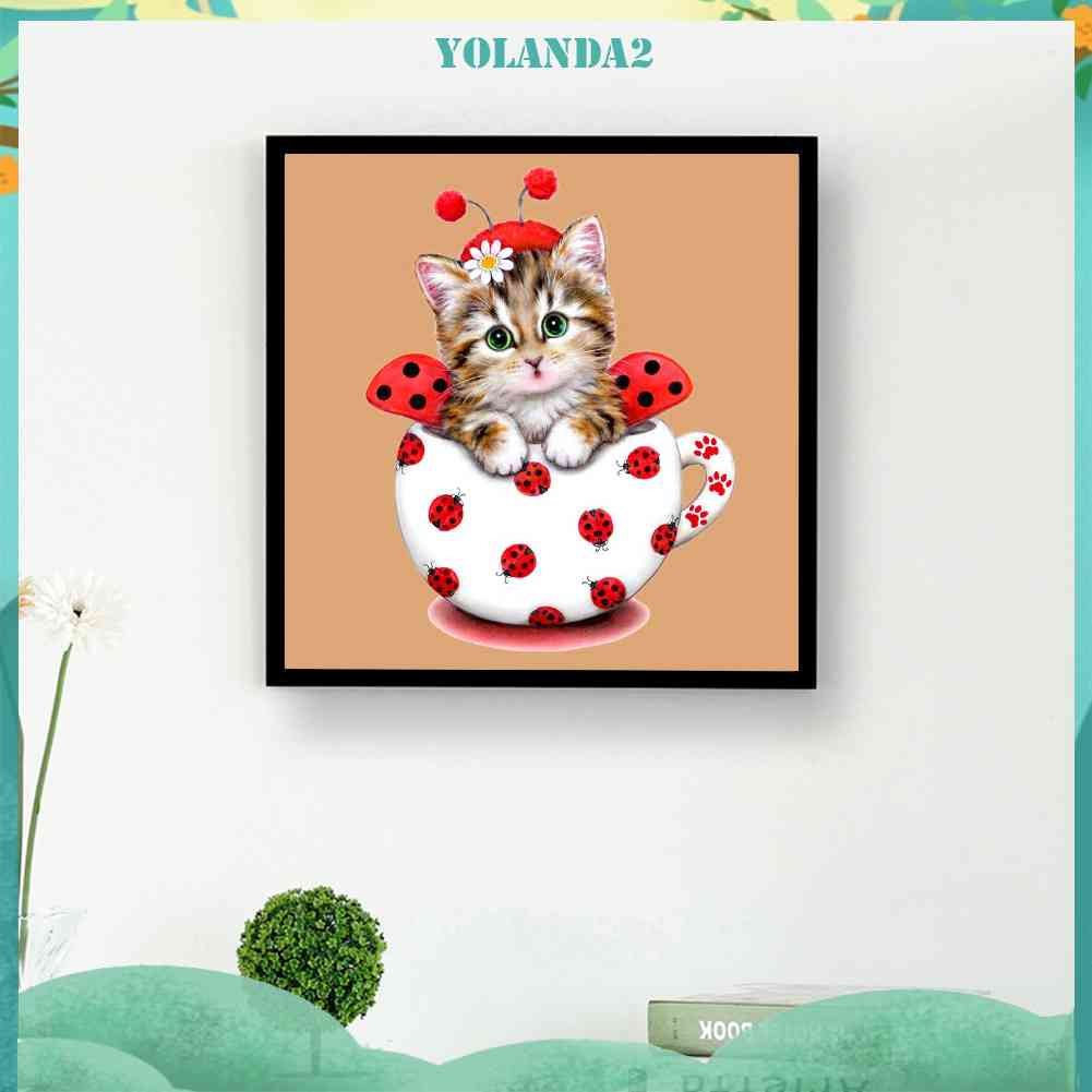 Bộ Tranh Đính Đá 5D Tự Làm Hình Mèo Đeo Cốc Đáng Yêu