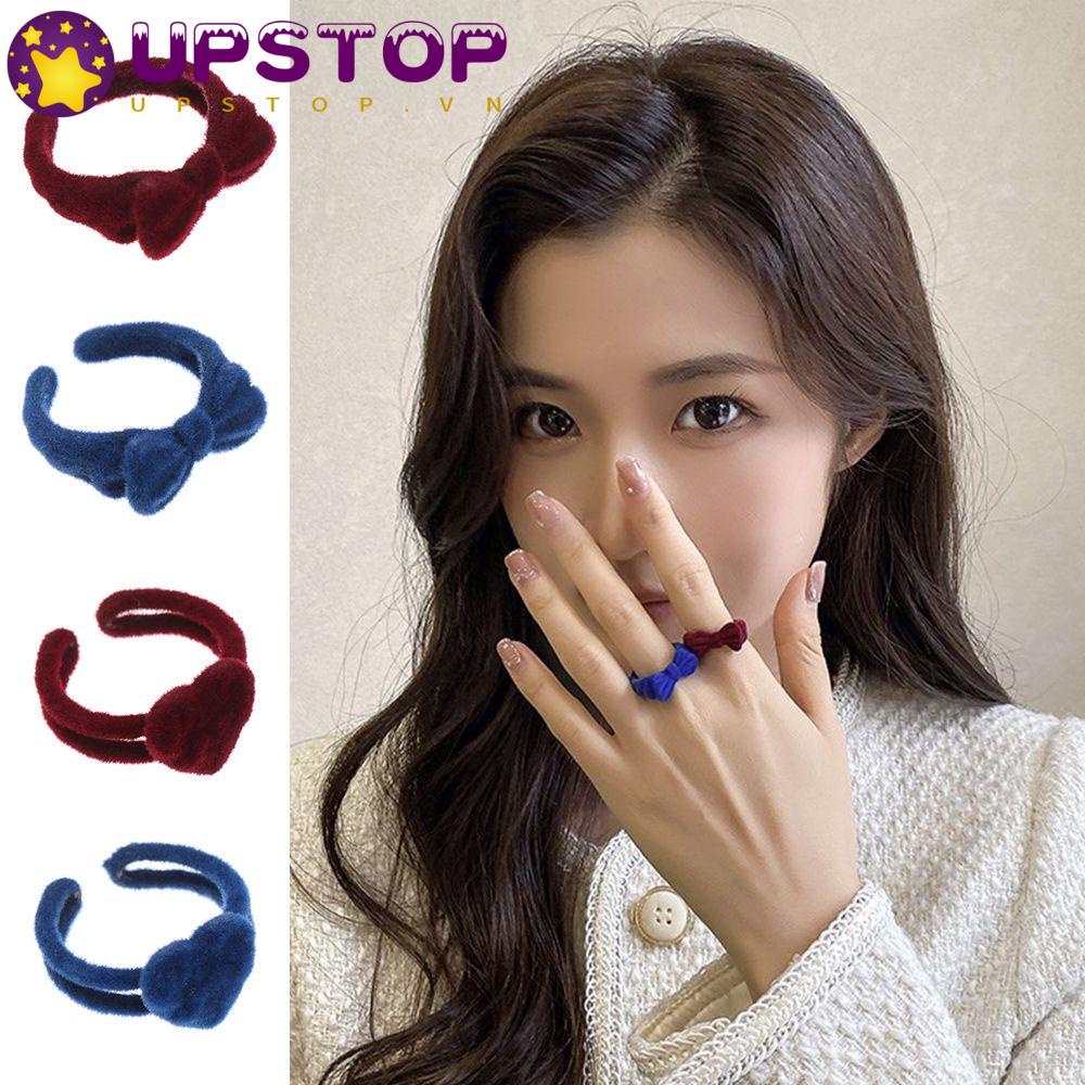 Nhẫn Hình Trái Tim Thiết Kế Mới Chất Liệu Nhung Cao Cấp Thời Trang