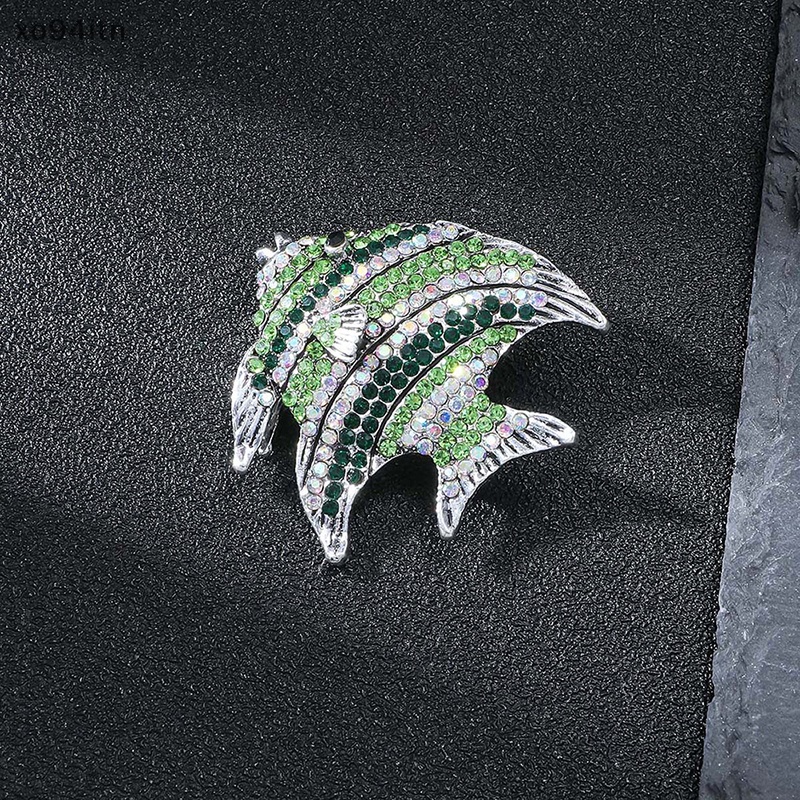 Trâm Cài Áo Hình Cá Nhiệt Đới Đính Đá Thời Trang