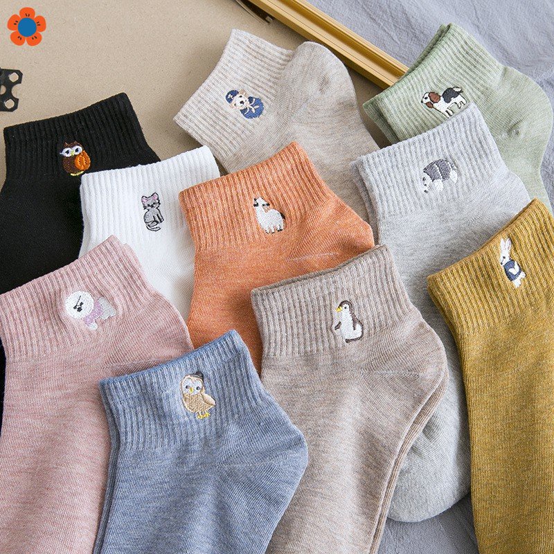 Đôi Vớ Cotton Ngắn Thêu Họa Tiết Hoạt Hình Xinh Xắn Cho Nữ