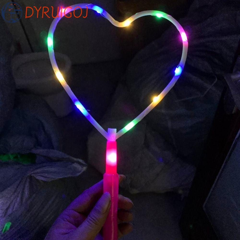 Gậy Đồ Chơi Có Đèn Led Màu Sắc Hình Trái Tim Cho Bé