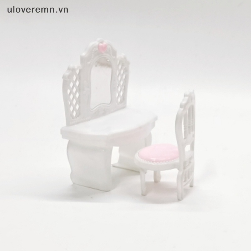 Mô Hình Đồ Trang Điểm Bằng Nhựa Tỉ Lệ 1: 12 Cho Nhà Búp Bê