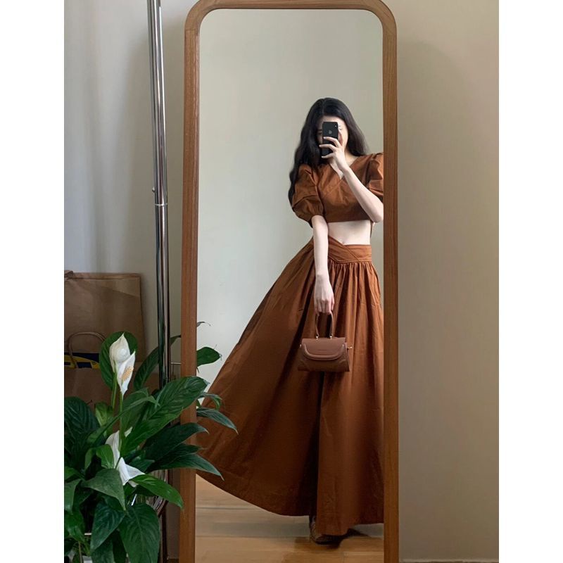 Bộ Áo Tay Phồng + Chân Váy Ngắn Lưng Cao Phong Cách Hoàng Gia Pháp Thời Trang Mùa Hè 2023 Mới Cho Nữ