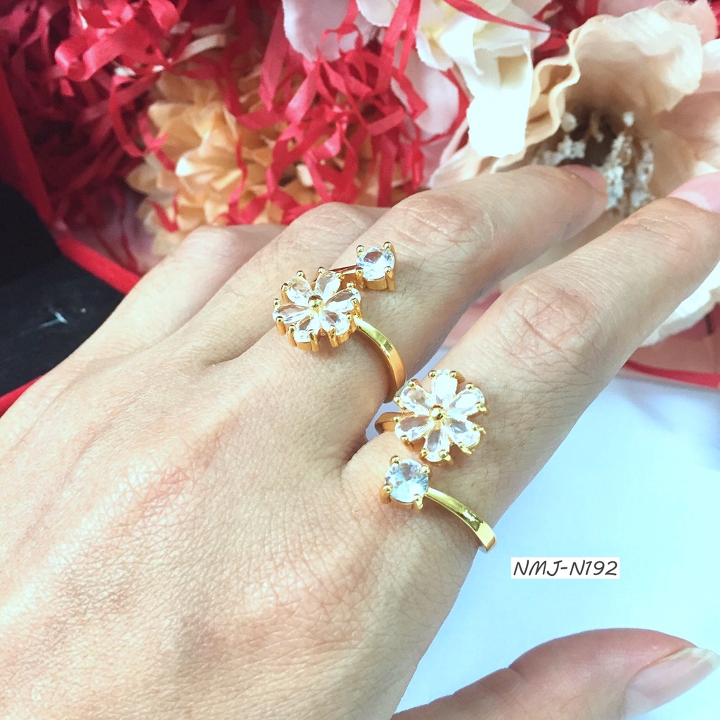 Nhẫn Nữ Hoa Đính Đá N192 Có Thể Điều Chỉnh Độ Rộng