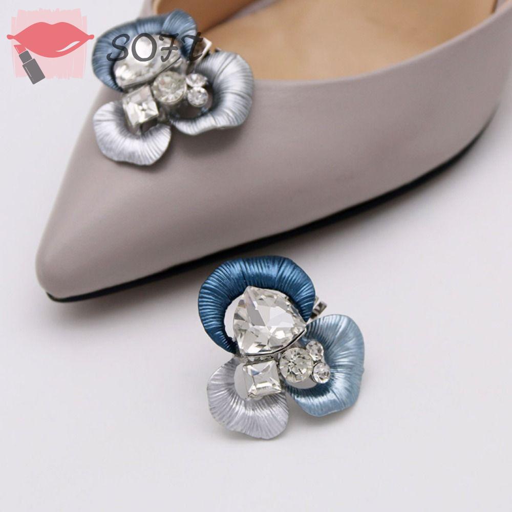 Khóa Kẹp Giày Hình Hoa Dành Cho Cô Dâu