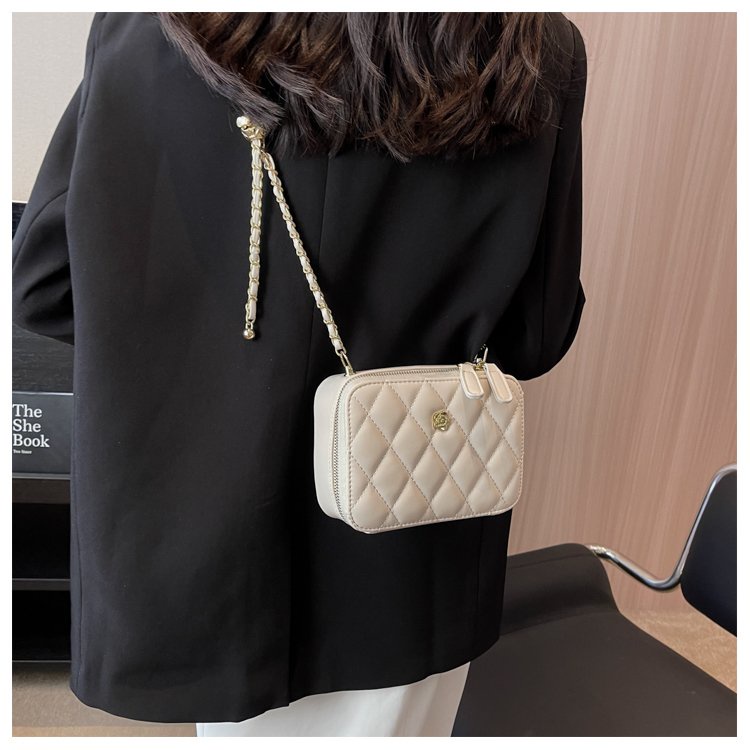 Túi Xách Nhỏ Đính Đá Thời Trang