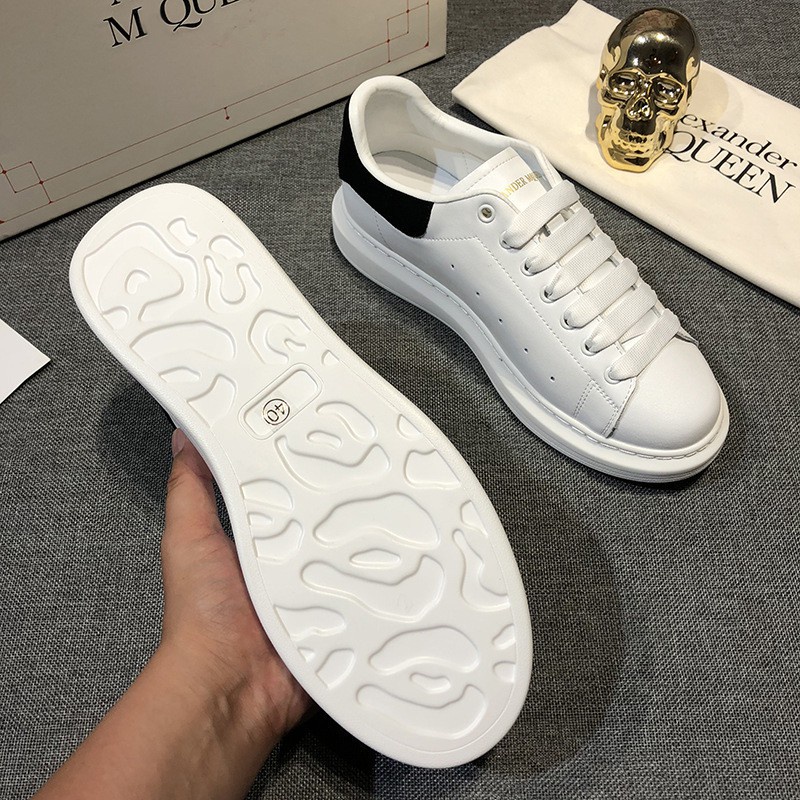Giày thể thao 𝐌𝐂 𝐐𝐔𝐄𝐄𝐍 bản Đẹp, Giày MCQ Độn Đế 3 Phân Màu Trắng Gót Đen nam nữ Full Bill Box