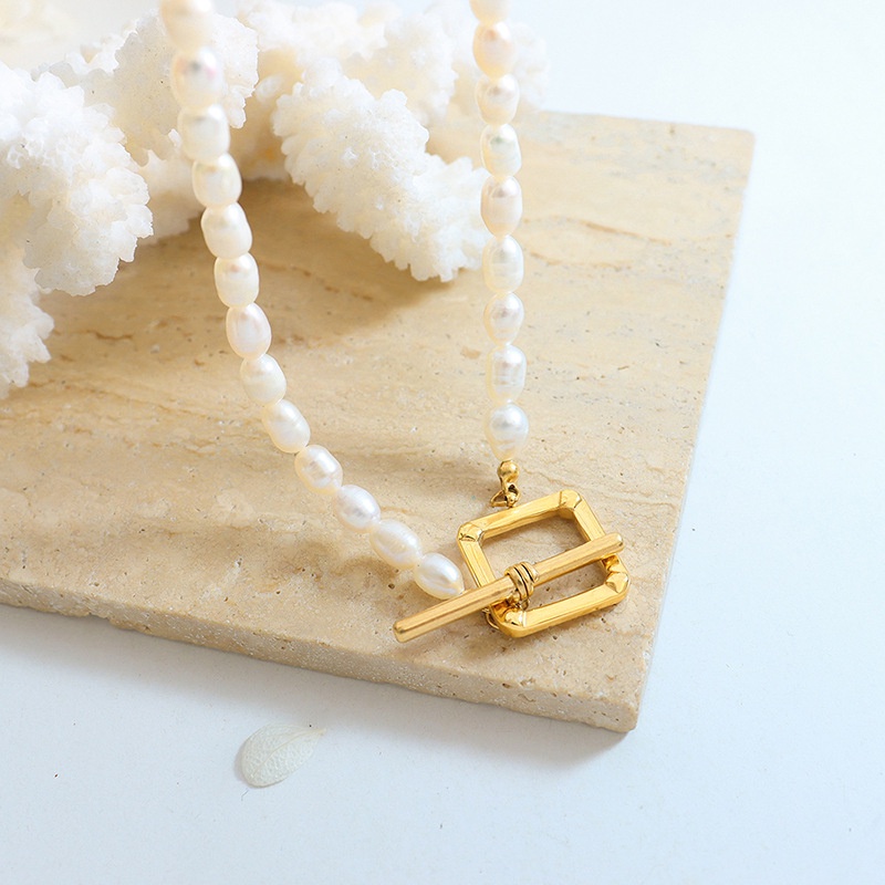 Vòng Cổ Chuỗi Hạt Ngọc Trai Hình Oval Bằng Thép Titan Mạ Vàng Thời Trang Thanh Lịch Dành Cho Nữ