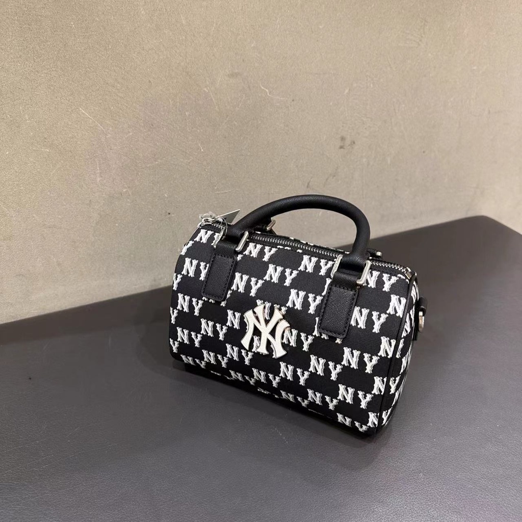 Túi Đeo Chéo Vai Thương Hiệu Boston Thời Trang Sành Điệu