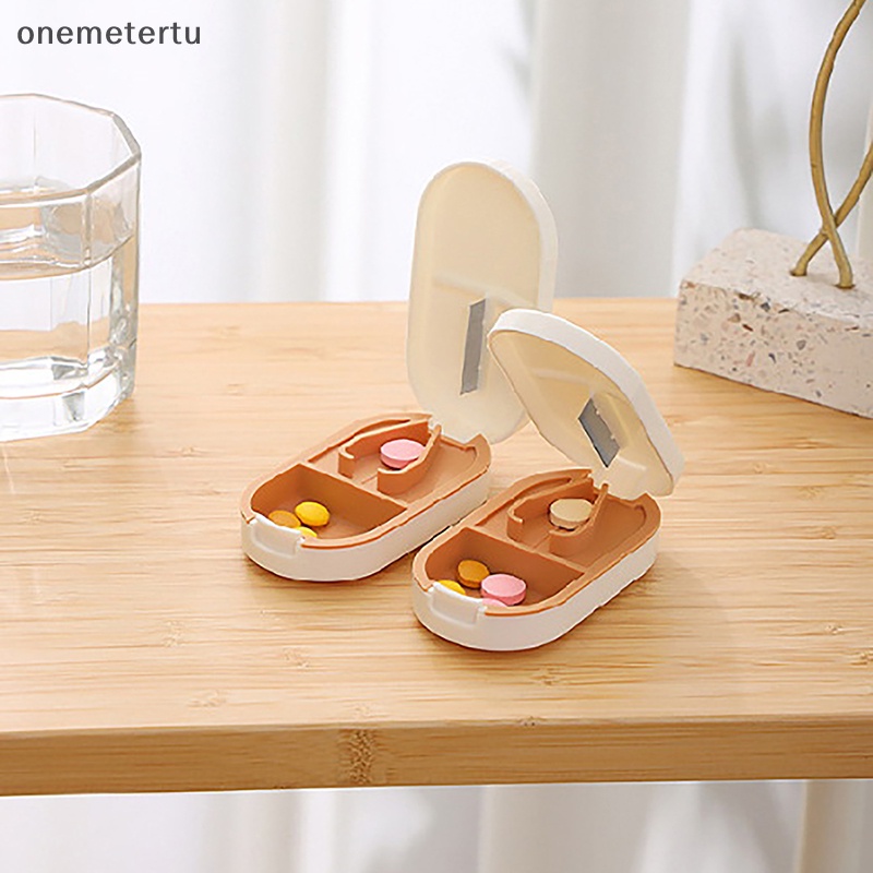 Hộp Cắt Thuốc Viên Chia Hai Ngăn Tiện Dụng