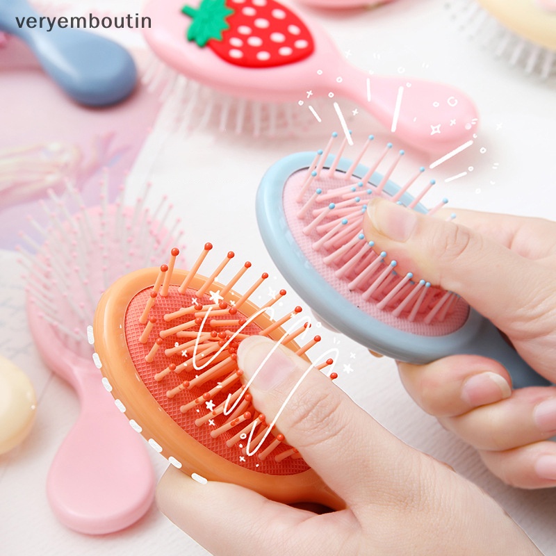 Lược Chải Tóc Hình Búp Bê Hoạt Hình Dễ Thương Cho Bé Gái